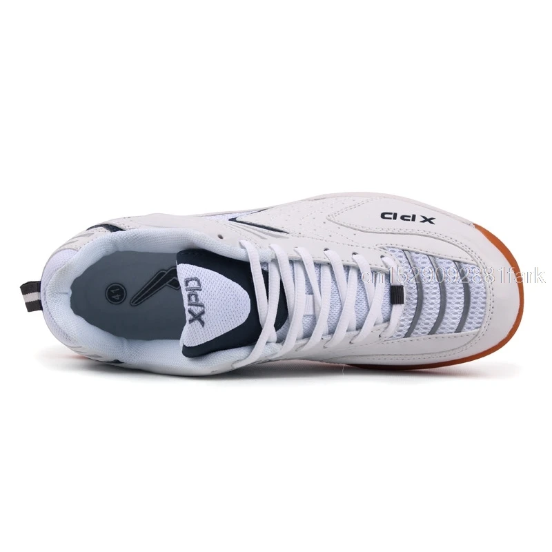 Chaussures de volley-ball prof - Badminton Xxl avis et prix